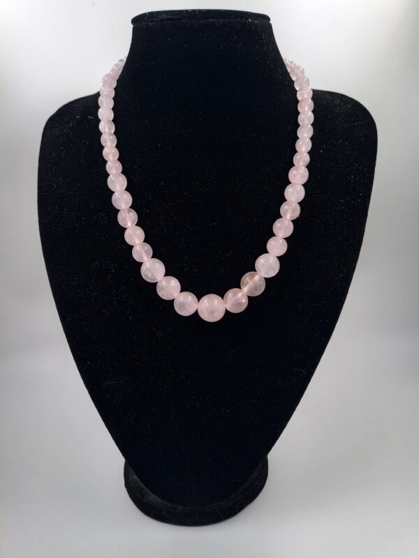 Collar de Cuarzo Rosa