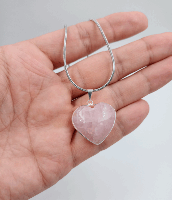 Collar Corazon Rosa Místico