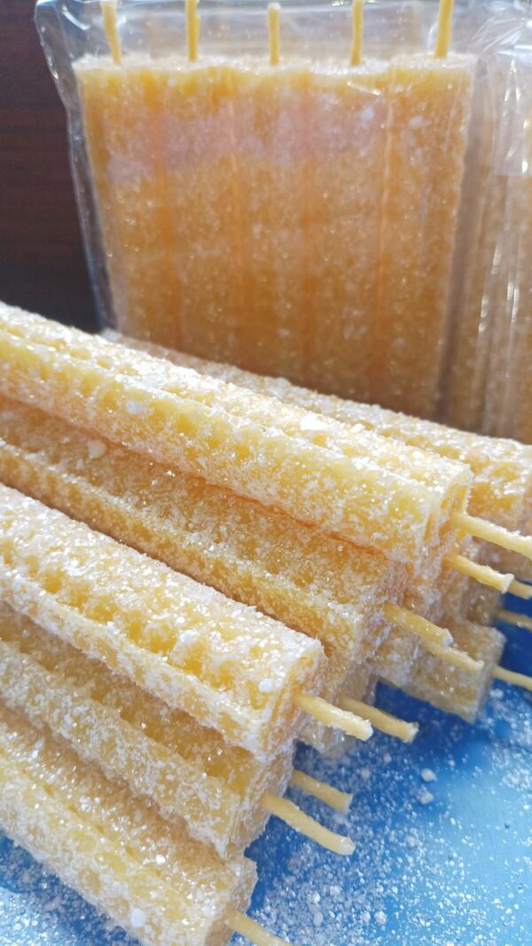 Velas de miel con Yagra