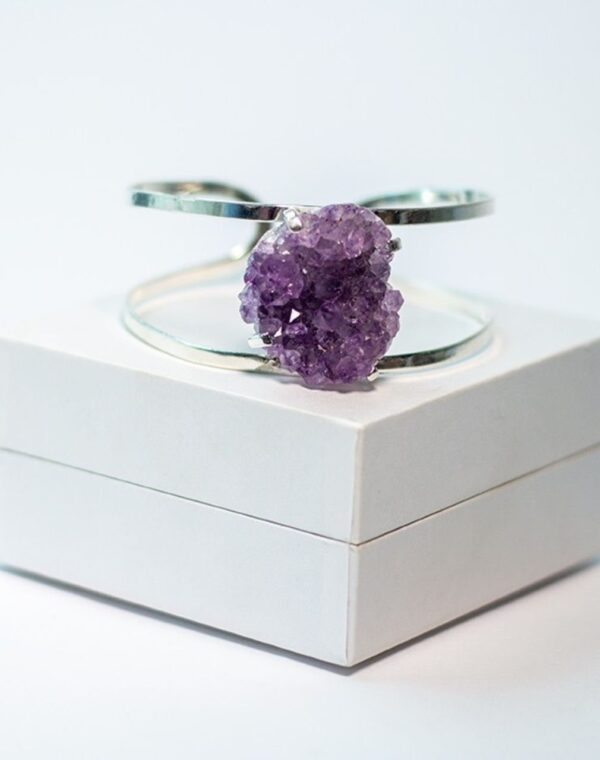 Brazalete Drusa de Amatista