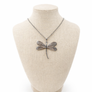 Collar Libélula en acero