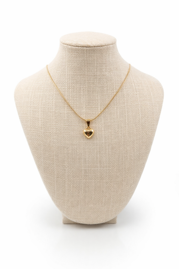 Collar Corazón minimalista enchapado en Oro
